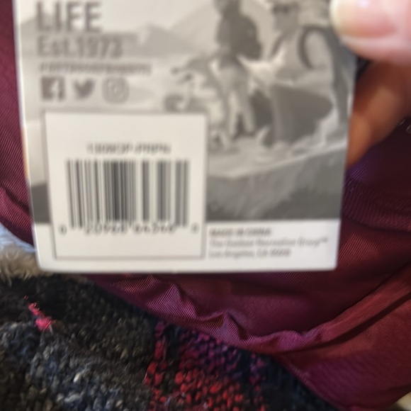 2/$30 NWT Outdoor Products Meltose  Burgundy Walking Pack - Picture 11 of 11